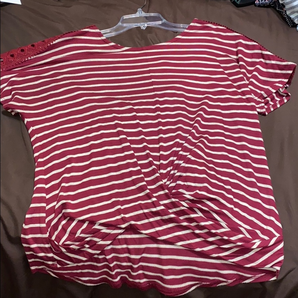 Burgundy casual/dressy top from Kohl’s